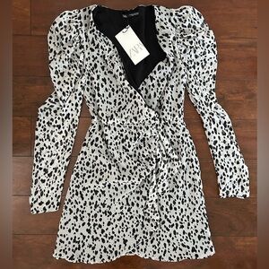 Zara Black and White Printed Long-Sleeve Wrap Dress